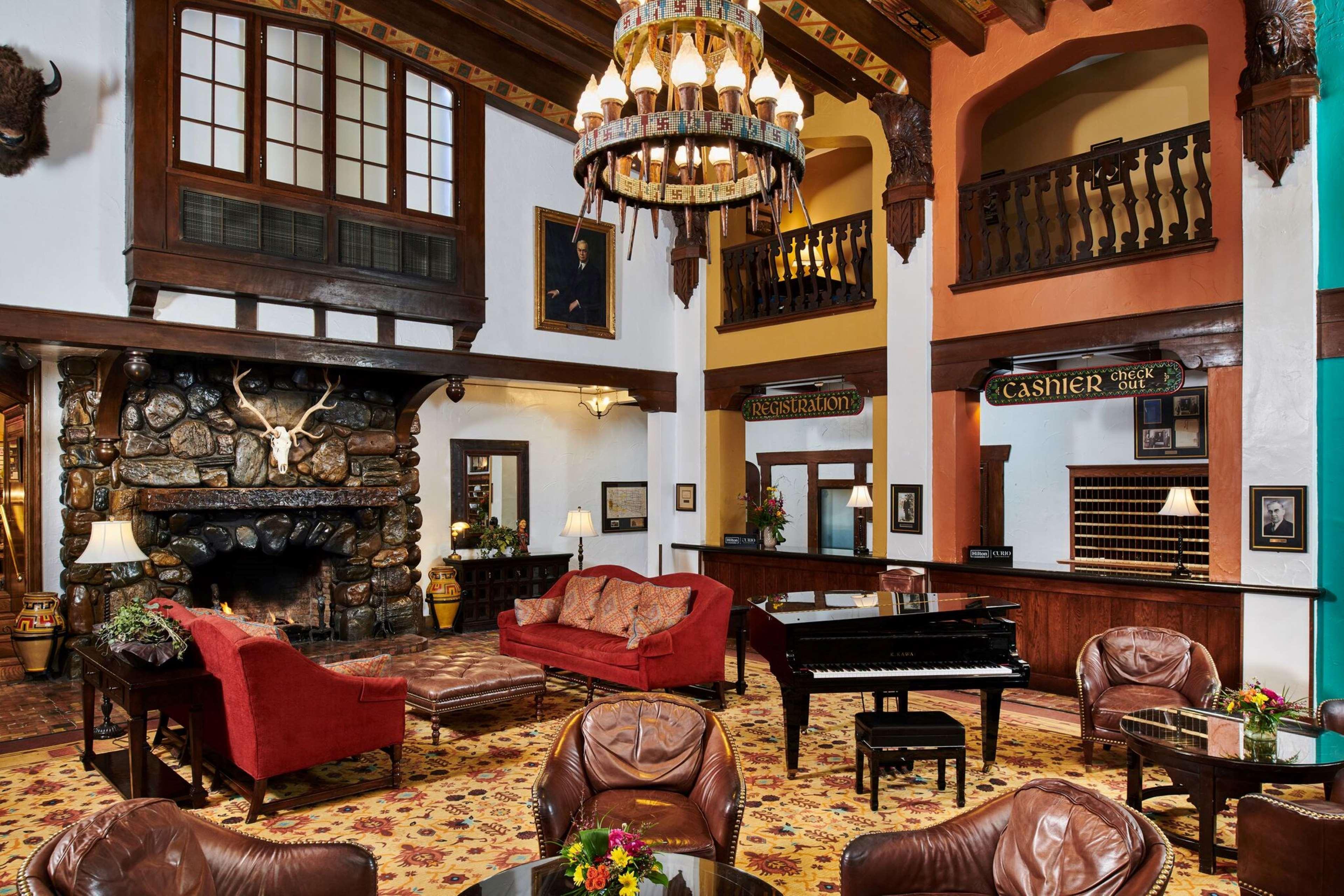 Hotel Alex Johnson Rapid City, Curio Collection By Hilton Exterior foto