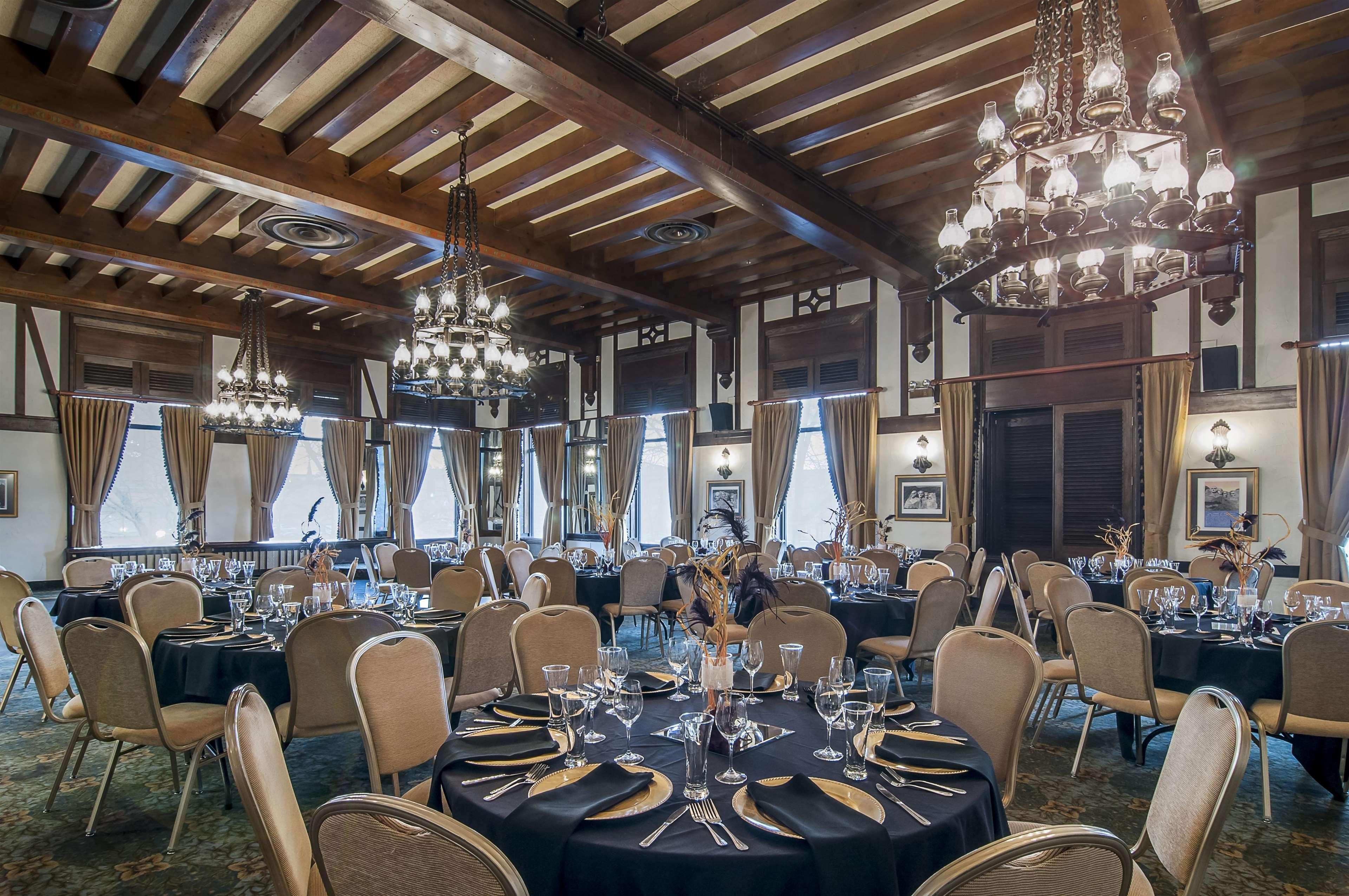 Hotel Alex Johnson Rapid City, Curio Collection By Hilton Exterior foto