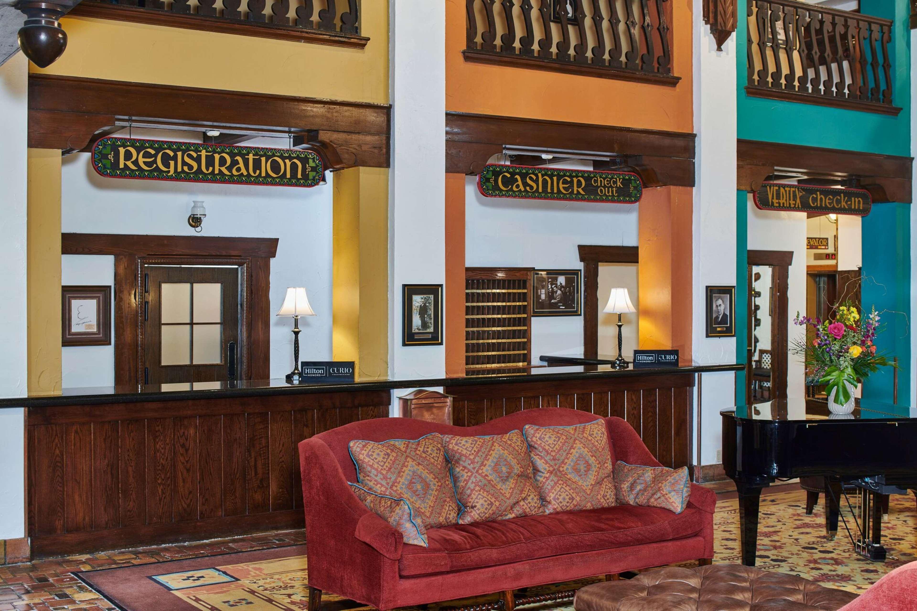 Hotel Alex Johnson Rapid City, Curio Collection By Hilton Exterior foto