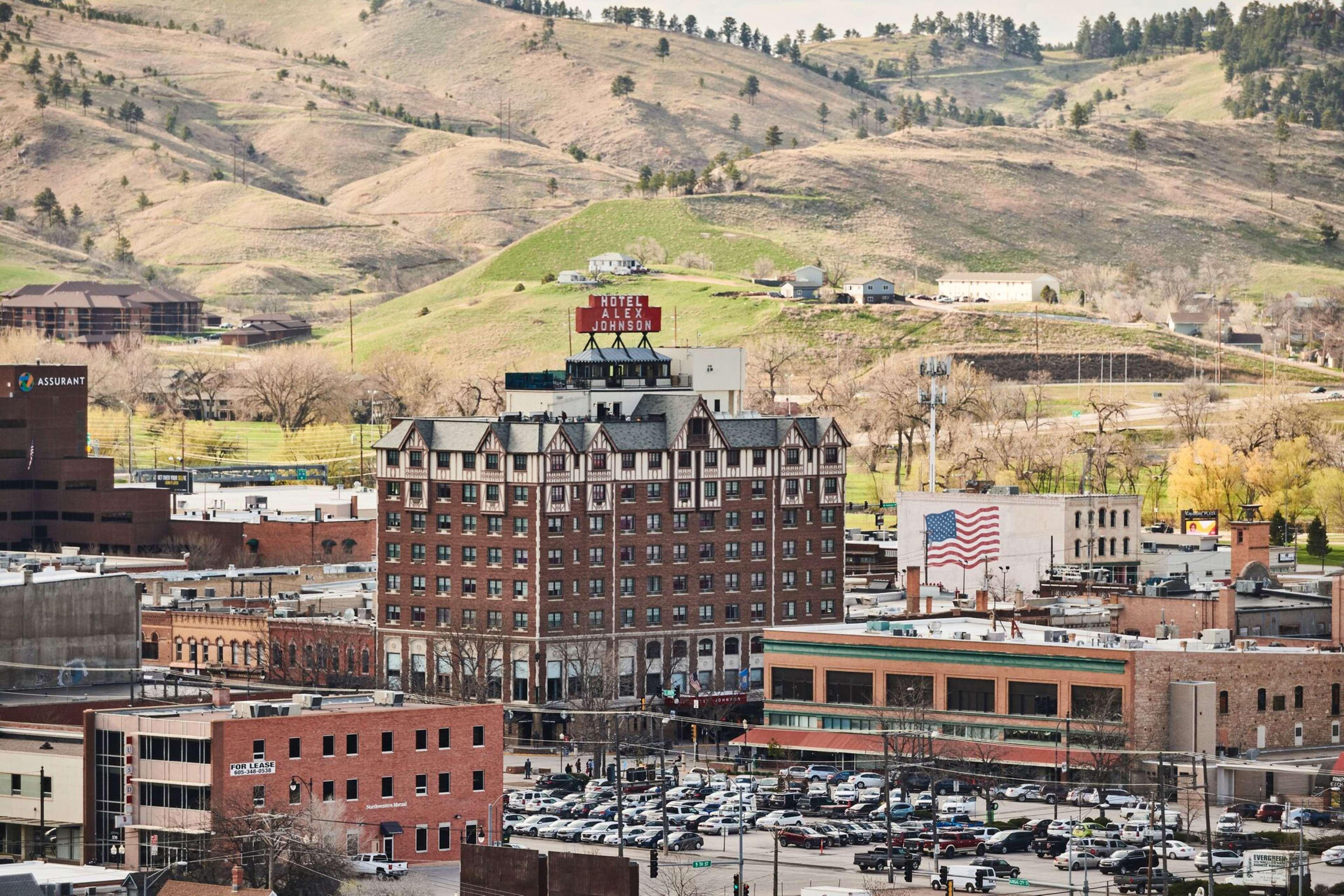Hotel Alex Johnson Rapid City, Curio Collection By Hilton Exterior foto