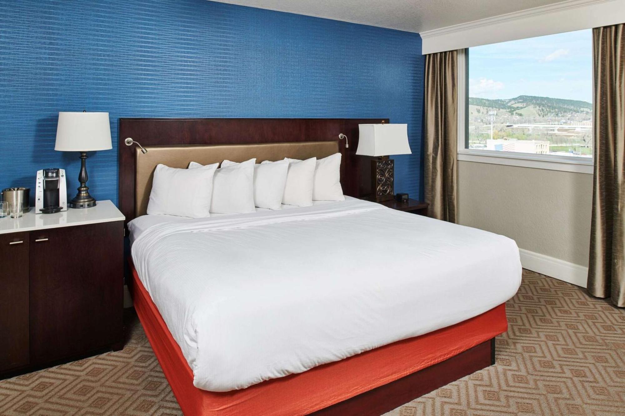 Hotel Alex Johnson Rapid City, Curio Collection By Hilton Exterior foto